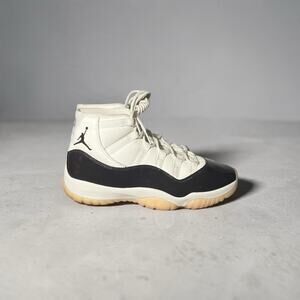 Air Jordan 11 Retro Neapolitan AR0715-101 Women’s Sz 11